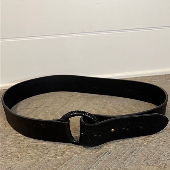Ralph Lauren Accessories - Vintage Ralph Lauren RLL Black Leathet Belt - Y2K - Braided Buckel - Size Large